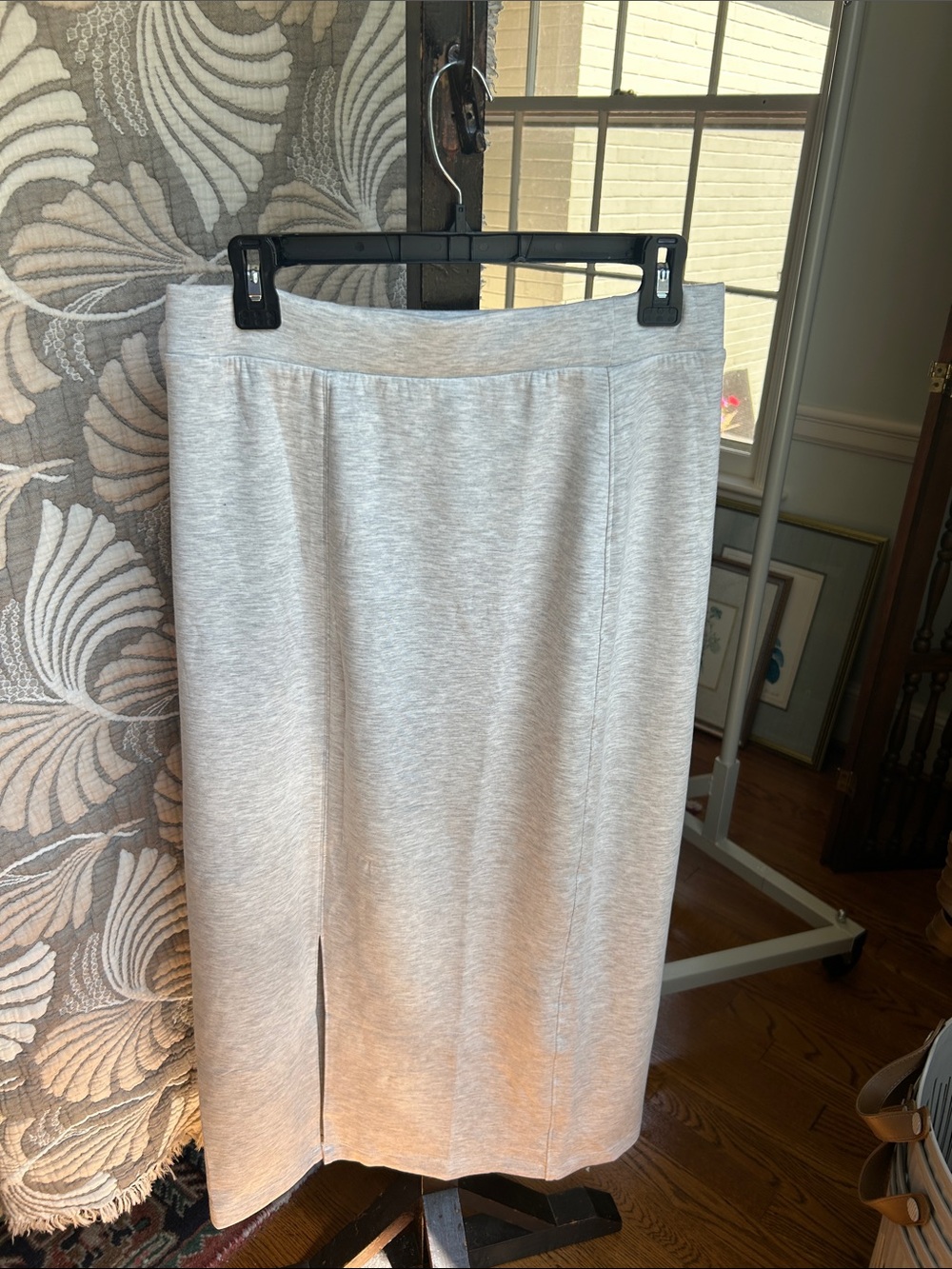 Lou & Grey Maxi Midi Skirt Size Medium Sporty Skirt Light Gray NEW - Picture 3 of 9